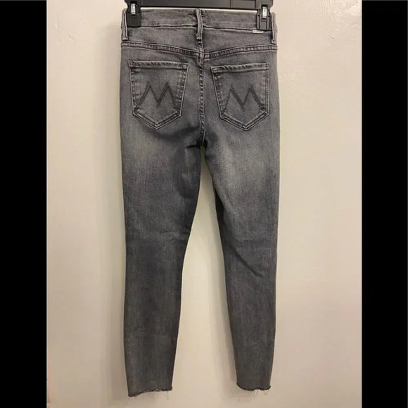 MOTHER Denim High Waist Looker Ankle Fray Huntress Gray Size 24 - Picture 3 of 7